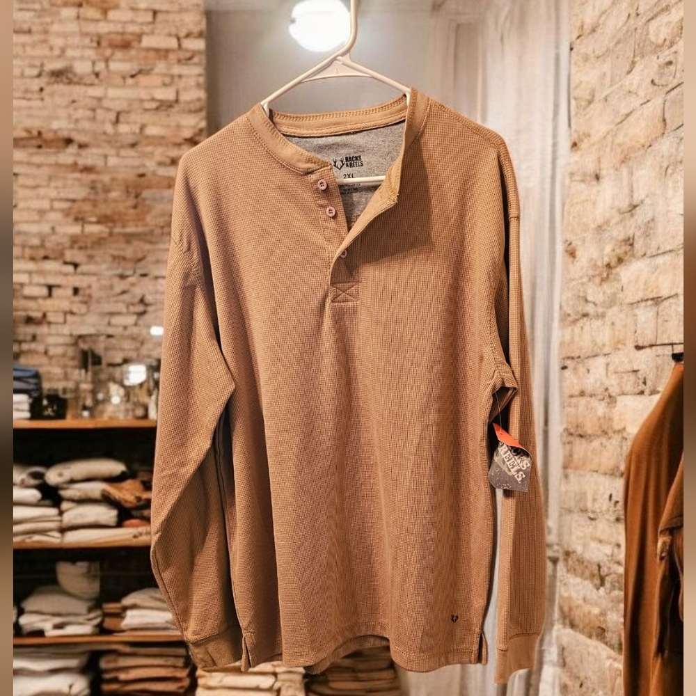 Rack to Reels Brand Men's Long Sleeve Henley - Brown